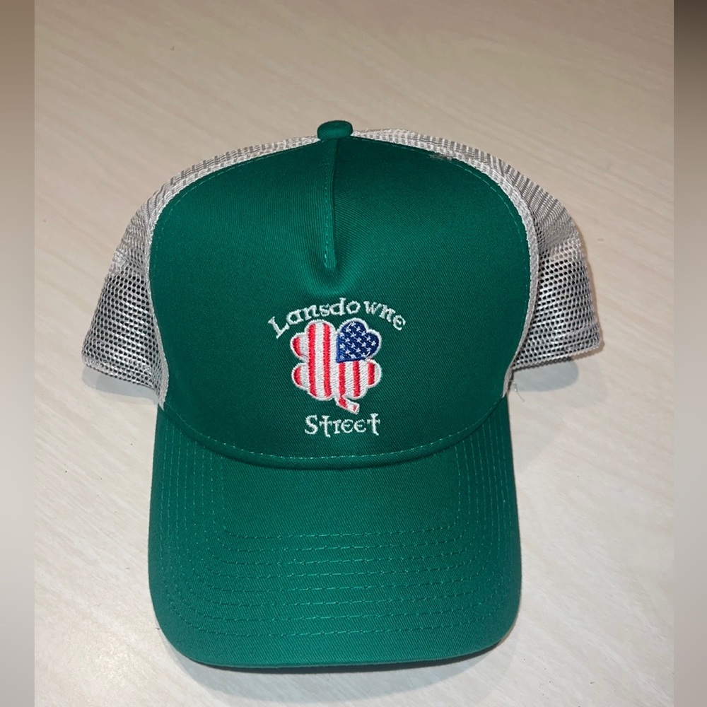 Landsdowne Street hat NWOT